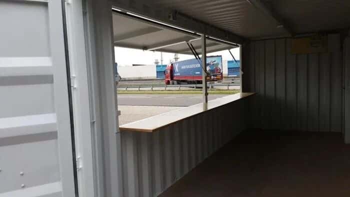 bar container uitgifte luik